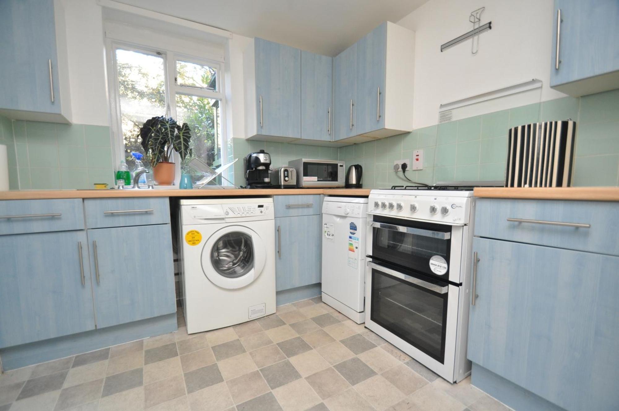 Large Garden Flat In The Heart Of Islington Apartment Лондон Екстериор снимка